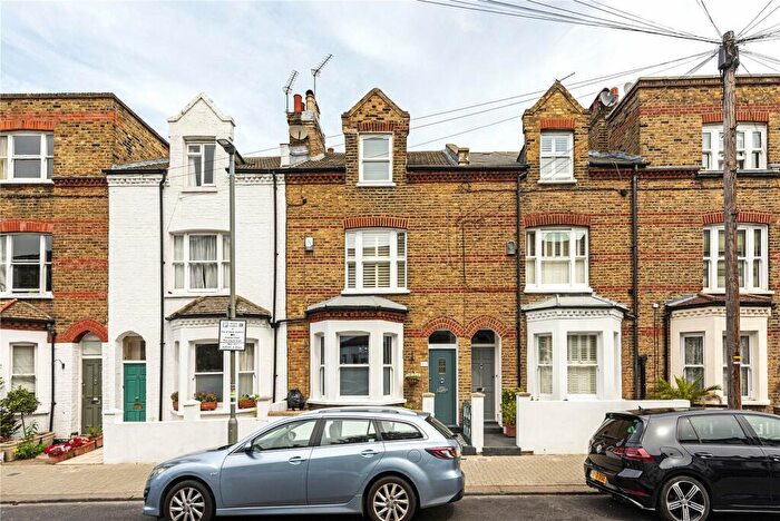 5 Bedroom Terraced House To Rent In Colestown Street, London, SW11
