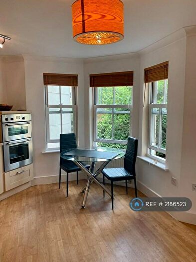 3 Bedroom Terraced House To Rent In St. Matthews Gardens, Cambridge, CB1