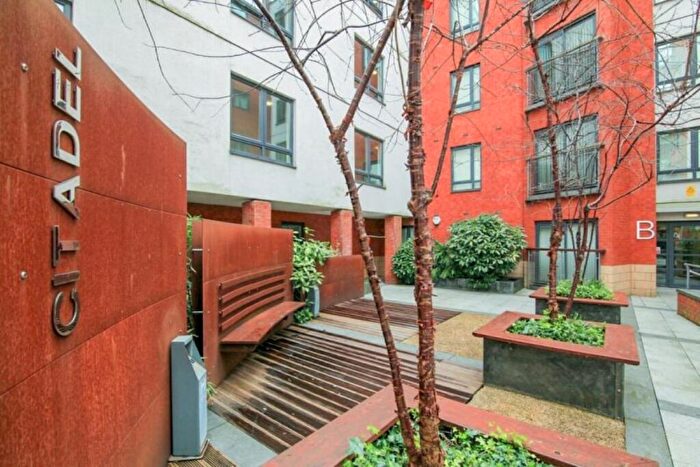 2 Bedroom Apartment To Rent In Ludgate Hill, Manchester, Greater Manchester, M4