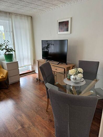 2 Bedroom Flat To Rent In Tewkesbury Close, London, N15