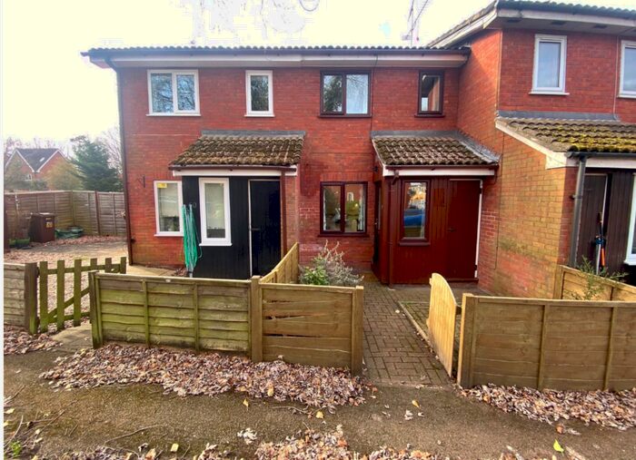 1 Bedroom Terraced House To Rent In Dart Road, Farnborough, GU14