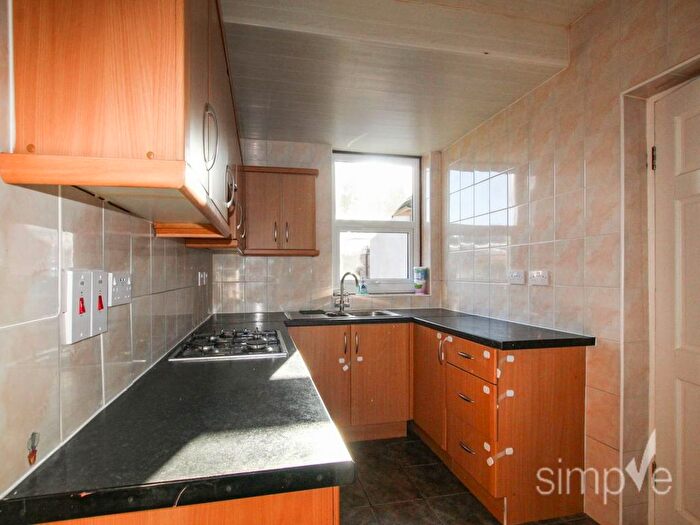 4 Bedroom Property To Rent In The Glen, Southall, Middlesex, UB2