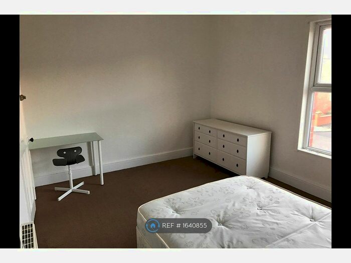 3 Bedroom Terraced House To Rent In Gerald Road, Salford, M6