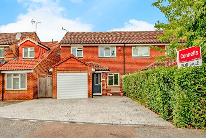 3 Bedroom Semi-Detached House For Sale In Stokes Close, Maidenbower, Crawley, RH10