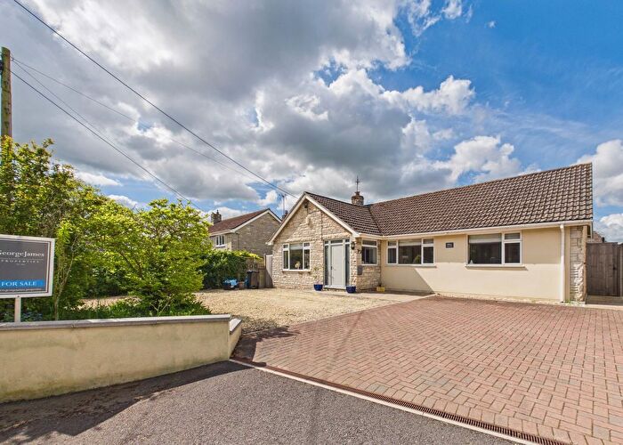 3 Bedroom Detached Bungalow For Sale In Currywoods Way, Curry Rivel, TA10