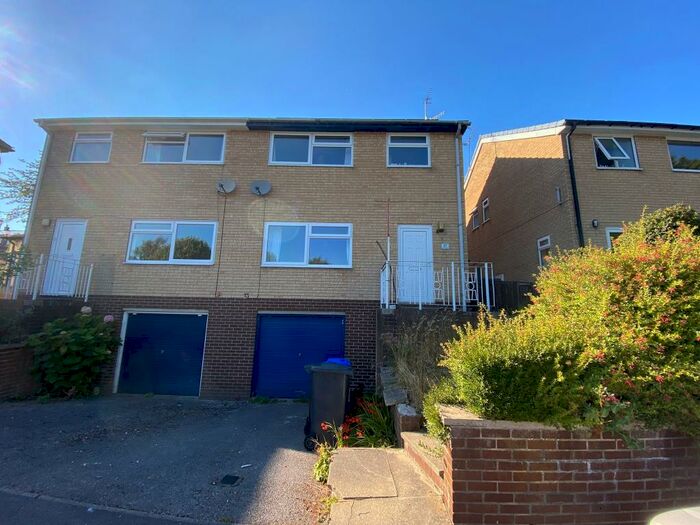 3 Bedroom Semi-Detached House To Rent In Castlewood Drive, Fulwood, S10