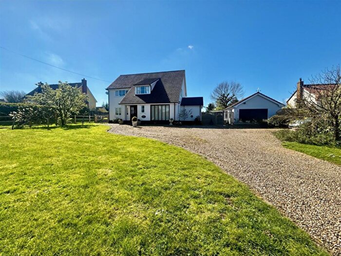 4 Bedroom Detached House For Sale In The Street, Thorndon, IP23