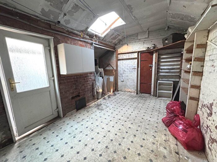 3 Bedroom Detached House For Sale In Lightbown Avenue, Blackpool, FY3