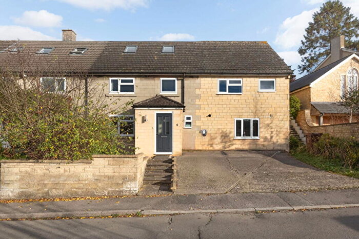 4 Bedroom Semi-Detached House For Sale In Brunel Way, Box, Corsham, SN13