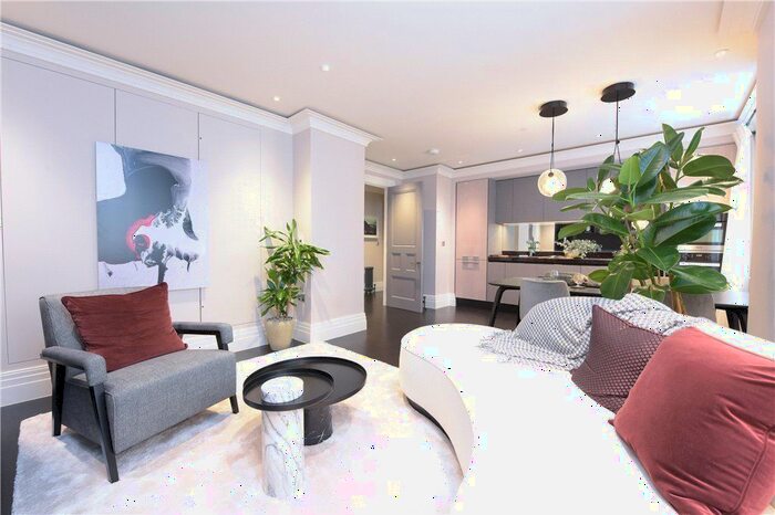 1 Bedroom Flat To Rent In Southampton Street, London, WC2E