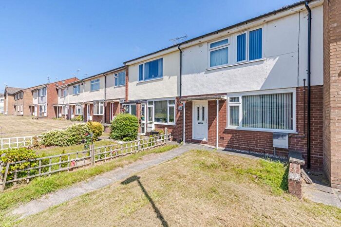 3 Bedroom Terraced House For Sale In Clough Walk, Crewe, CW2