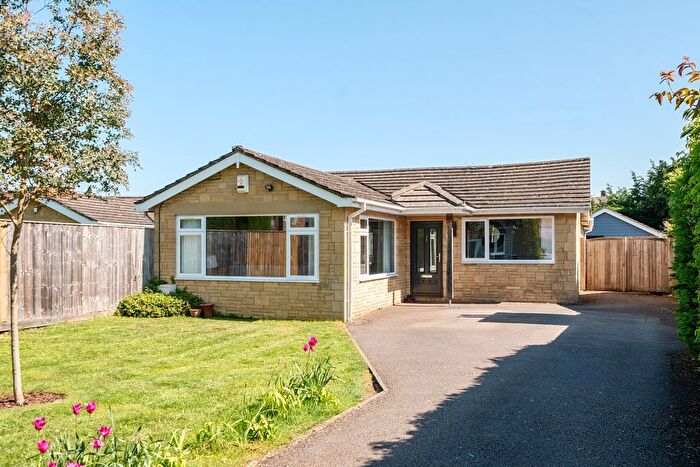 4 Bedroom Detached Bungalow For Sale In Black Bourton Road, Carterton, Oxfordshire, OX18