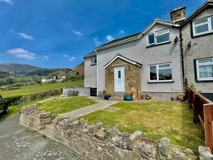 4 Bedroom Semi-Detached House For Sale In Llidiart Annie, Llantysilio, Llangollen, LL20