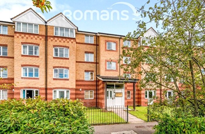 1 Bedroom Flat To Rent In Peatey Court, Princes Gate, High Wycombe, HP13