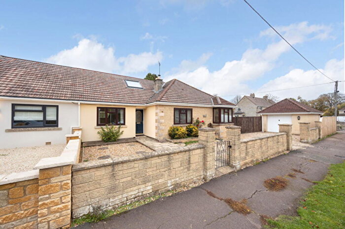 3 Bedroom Semi Detached House For Sale In Arnolds Mead, Corsham, SN13