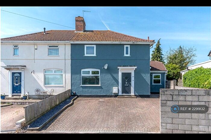 5 Bedroom Semi-Detached House To Rent In Dingle Close, Bristol, BS9