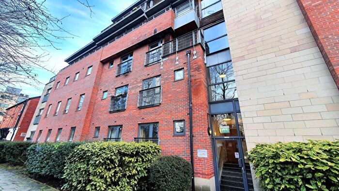 2 Bedroom Apartment To Rent In Collier Street, Manchester, M3