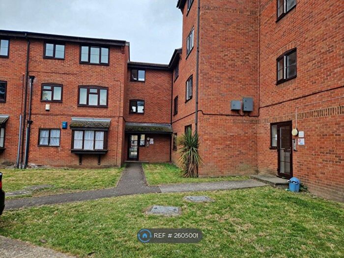 1 Bedroom Flat To Rent In Falcon Avenue, Grays, RM17