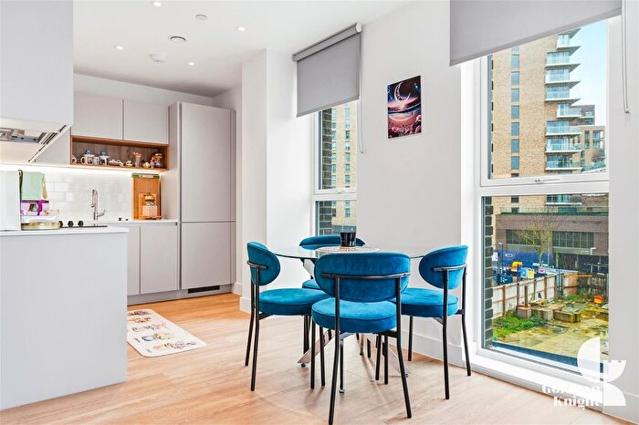 1 Bedroom Flat For Sale In Henley Cross, London, SE3