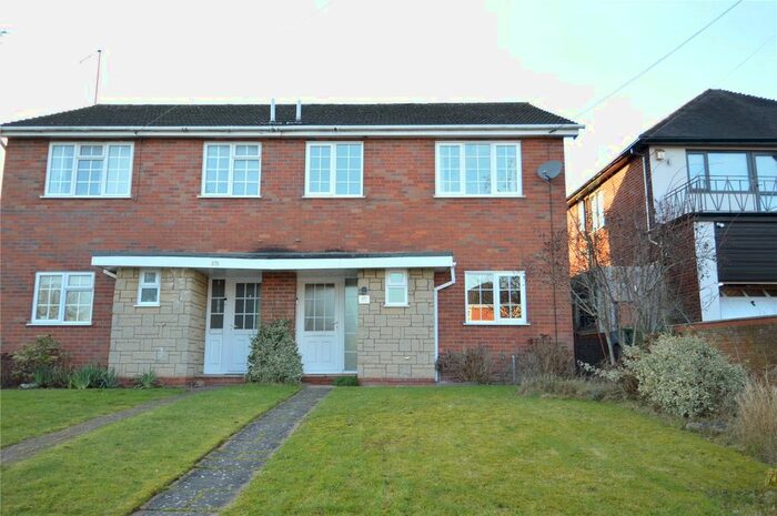3 Bedroom Semi-Detached House To Rent In Stourbridge Road, Catshill, Bromsgrove, Worcestershire, B61