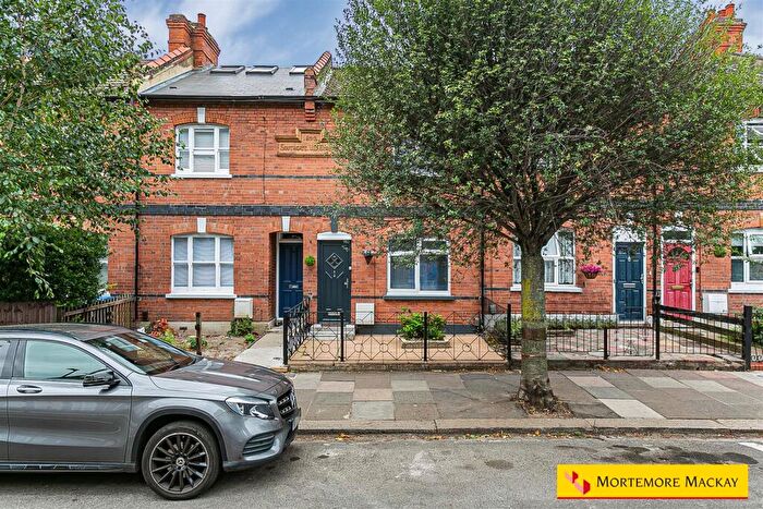 3 Bedroom Terraced House For Sale In Highfield Road, London, N21