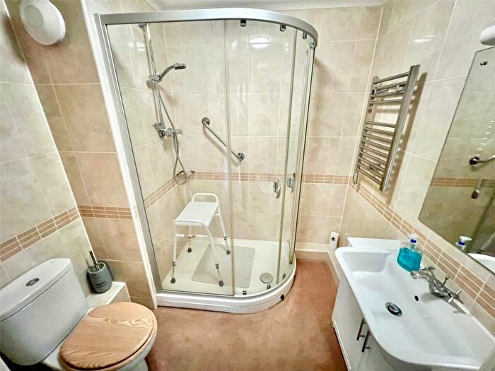 1 Bedroom Apartment For Sale In Vale Road, Stourport-on-Severn, Worcestershire, DY13