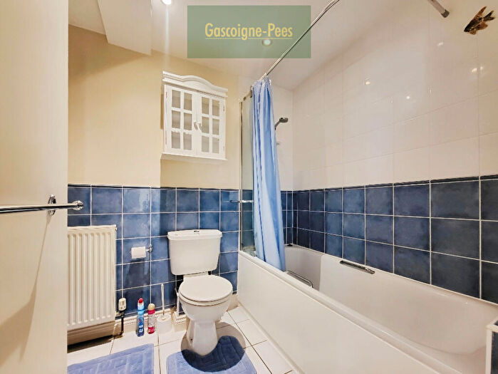 1 Bedroom Flat To Rent In Dukes Court, Farnborough, GU14