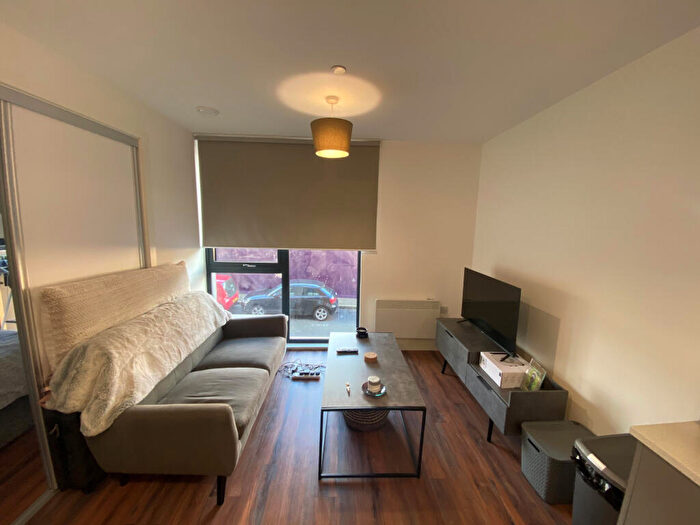 Apartment To Rent In Chatham Street, Sheffield, South Yorkshire, S3