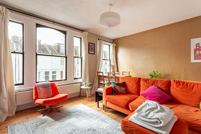 2 Bedroom Apartment For Sale In Vere Road, Brighton, BN1