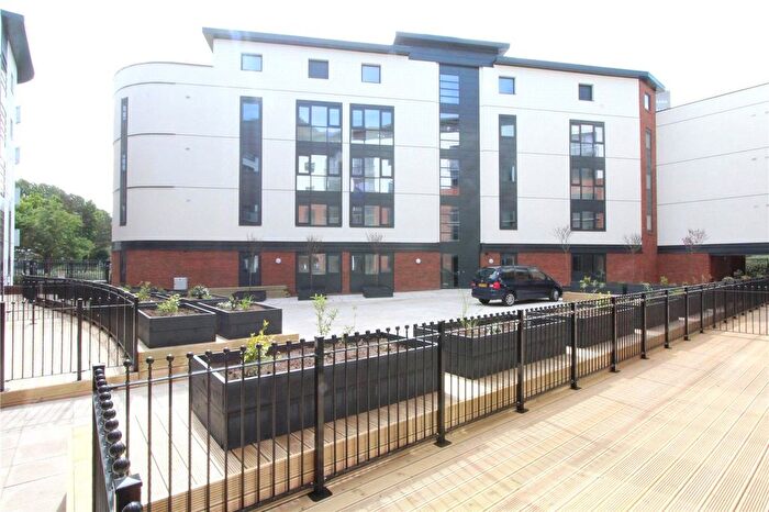 2 Bedroom Flat To Rent In The Quadrant, Sand Pits, Birmingham, B1