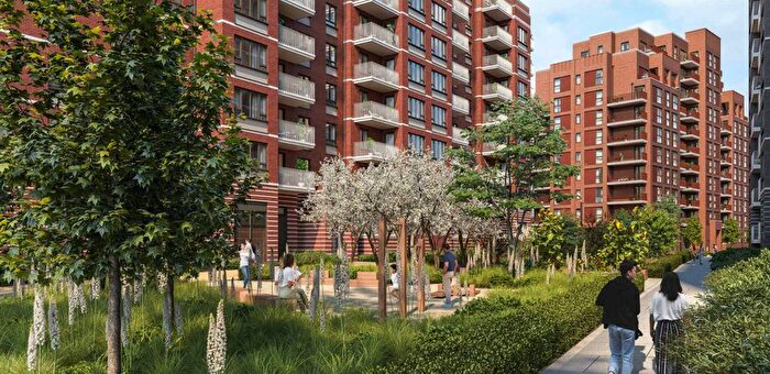 2 Bedroom Flat To Rent In Lombard Square, Plumstead, SE28