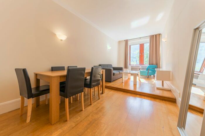 1 Bedroom Flat To Rent In Whitehouse Apartments, Belvedere Road, London, SE1