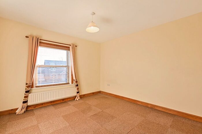 3 Bedroom Detached House For Sale In Meltonby Lodge, Kelfield Road, Riccall, YO19