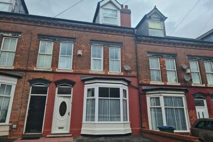 3 Bedroom Property To Rent In Cape Hill, Smethwick, B66