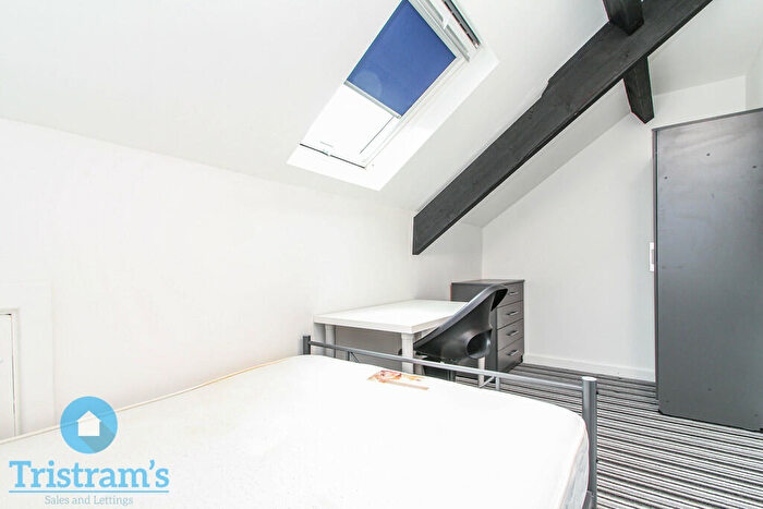 2 Bedroom Apartment To Rent In Henry Road, Lenton, NG7