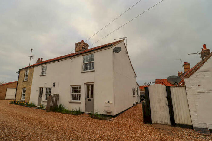 2 Bedroom Cottage To Rent In Mill Street, Isleham, CB7