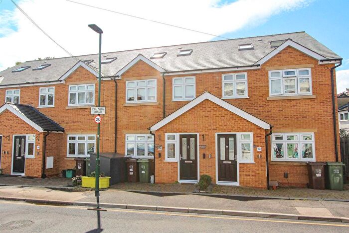 4 Bedroom Terraced House To Rent In Vernon Road, Sutton, SM1