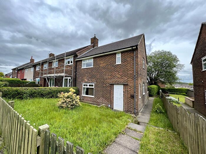 2 Bedroom Semi-Detached House To Rent In Keighley Road, Halifax, HX2