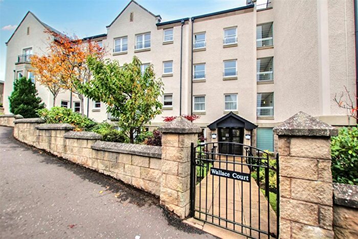 1 Bedroom Flat For Sale In Wallace Court, Lanark, ML11