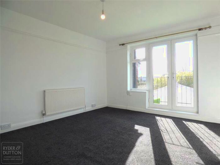 1 Bedroom Apartment To Rent In Hollinwood Avenue, New Moston, Manchester, M40