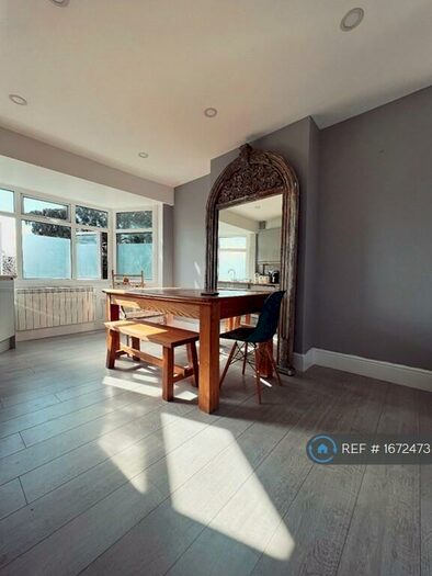 3 Bedroom Maisonette To Rent In Lion Rd, London, N9