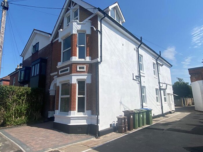 1 Bedroom Flat To Rent In Alma Road, Southampton, Hampshire, SO14