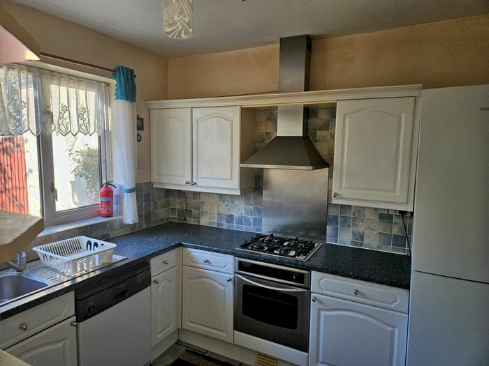 3 Bedroom Terraced House To Rent In Harvey Road, Ilford, IG1