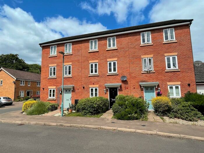 5 Bedroom Town House To Rent In May Hill View, Newent, GL18