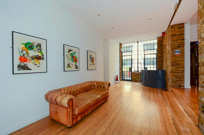 1 Bedroom Flat To Rent In Long Lane, London, SE1