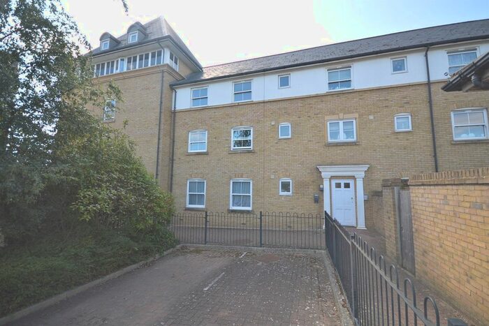 2 Bedroom Flat To Rent In Sidings Place, Gresley Drive, Braintree, CM7