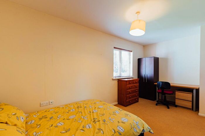 2 Bedroom Flat To Rent In Barnsdale Close, Loughborough, LE11