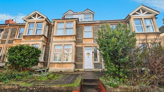 6 Bedroom Property For Sale In Thingwall Park, Fishponds, Bristol, BS16