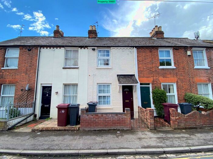 3 Bedroom Terraced House To Rent In Montague Street, Reading, RG1