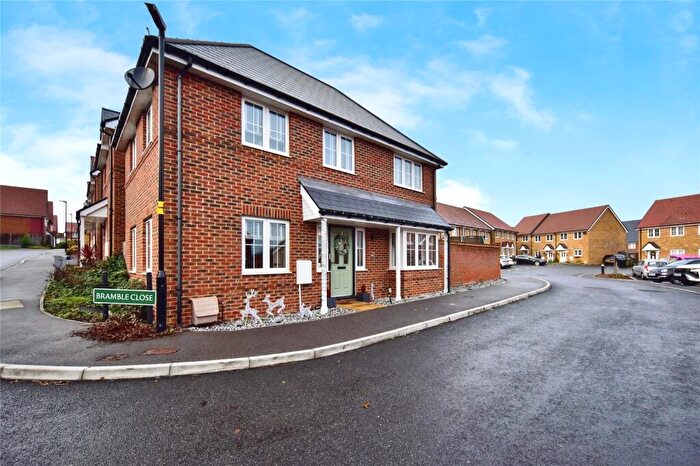 3 Bedroom Detached House For Sale In Bramble Close, Coxheath, Maidstone, Kent, ME17